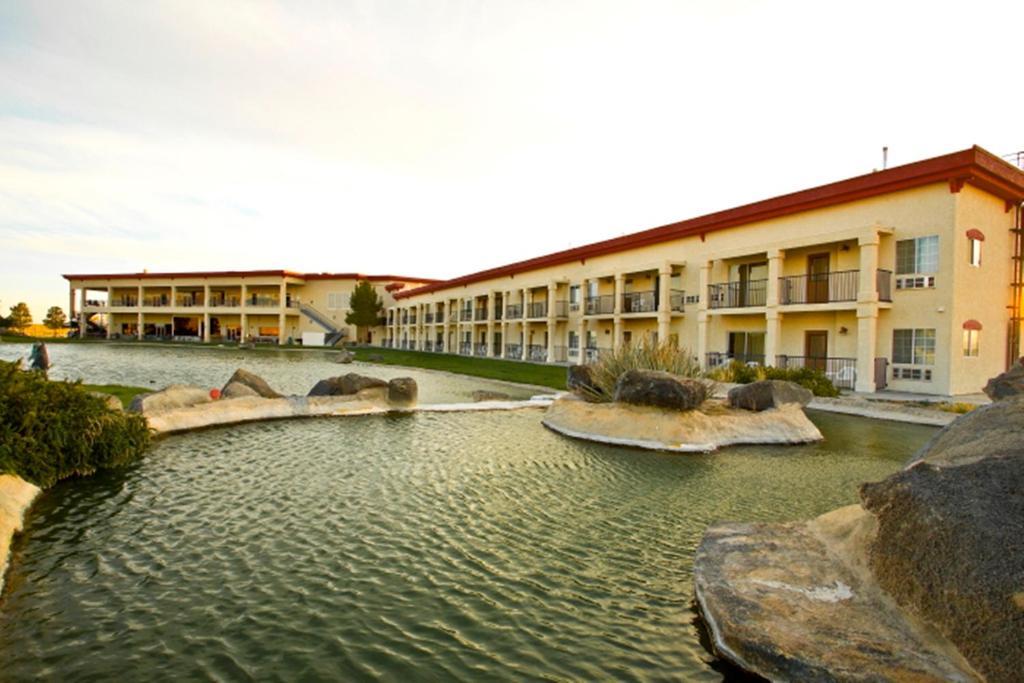 Longstreet Inn & Casino Amargosa Valley Dış mekan fotoğraf